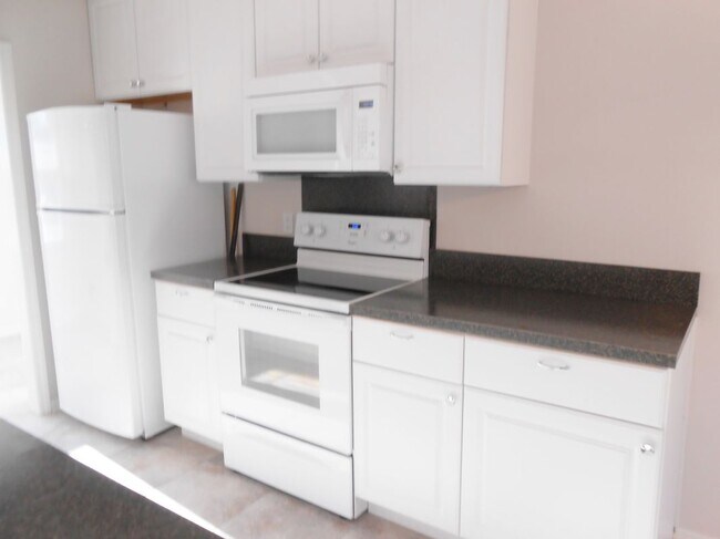 Photo - 199 Tall Pines Rd