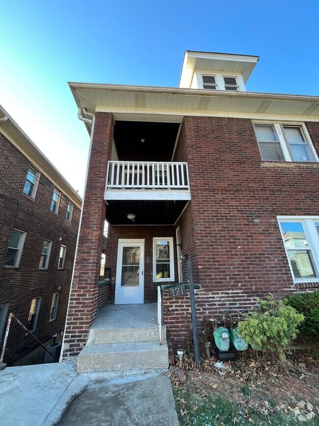 Building Photo - 121 W Virginia Ave Unit Apt #1