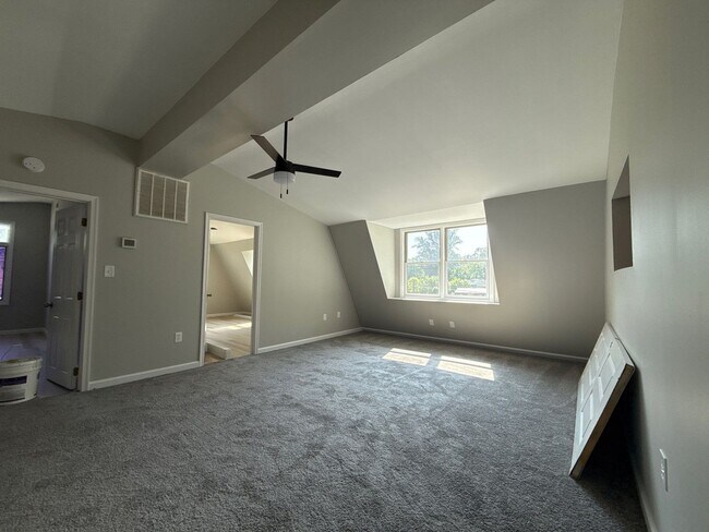 Photo - 12102 Belair Rd Unidad Apt B