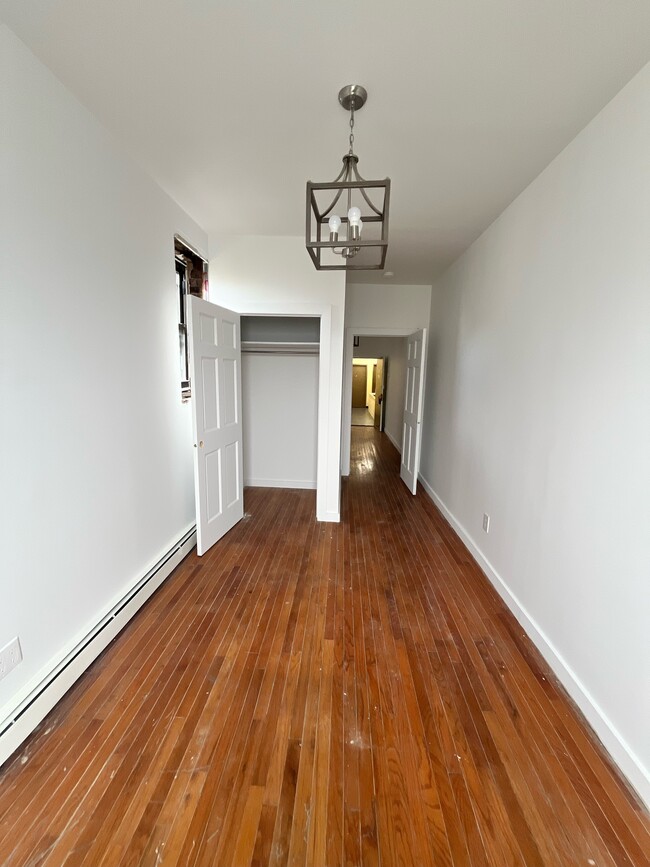 Photo - 2407 Tilden Ave Unit 1R