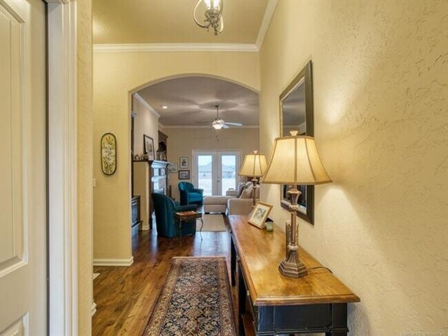 Photo - 10724 Masters Cir