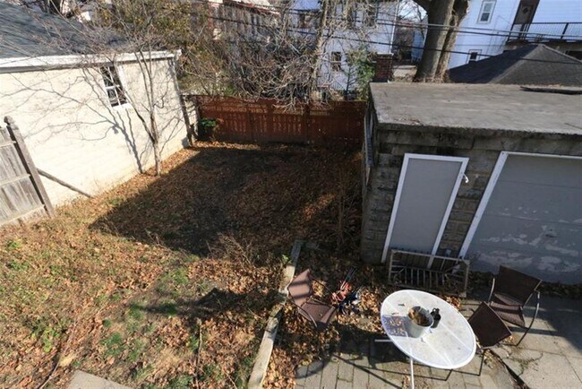 Photo - 17 Mason St Unit 1