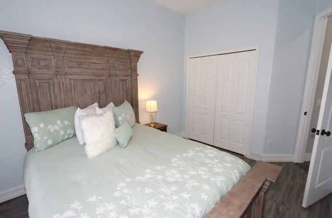 Photo - 711 NW 19th Ct Unit Cape Coral House