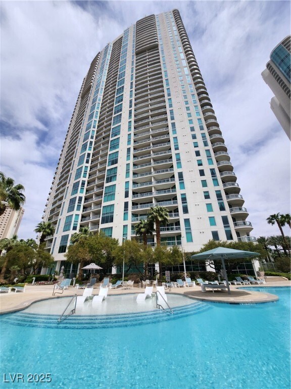 Building Photo - 222 Karen Ave Unit 2505 Rental