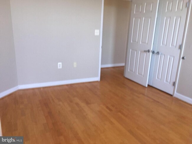 Photo - 1308 Clifton St NW Unit 404