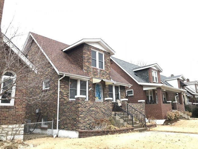 Photo - 6439 Lindenwood Pl