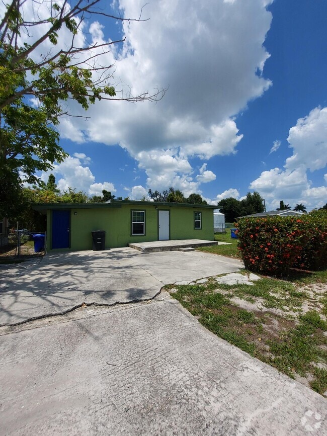 Building Photo - 3315 Bassie Ct Rental