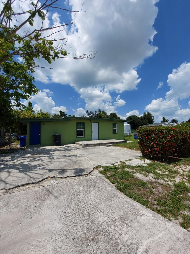 Building Photo - 3315 Bassie Ct Rental