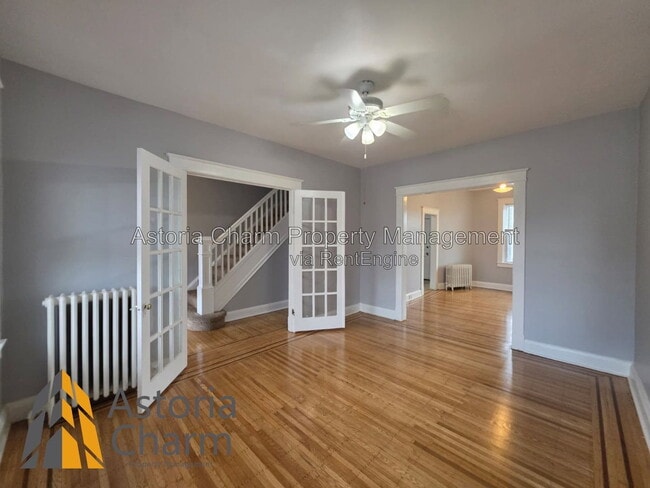 Photo - 3016 Pelham Ave