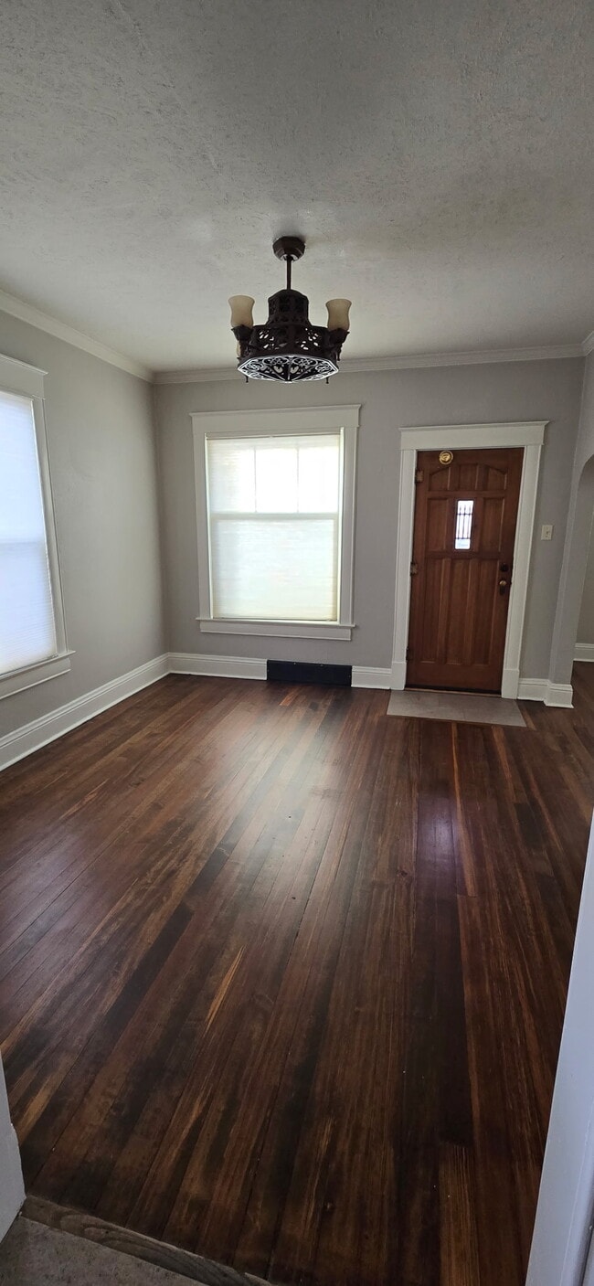 Photo - 2505 Central Ave