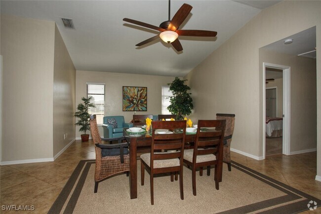 Building Photo - 5302 SW 25th Pl Rental
