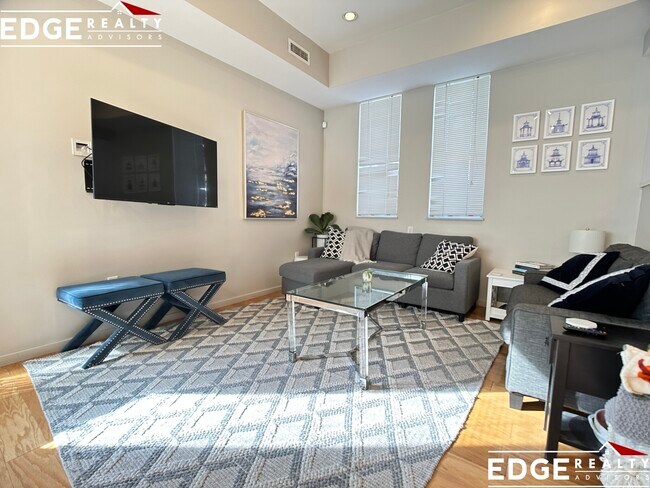 Photo - 57 Glenville Ave