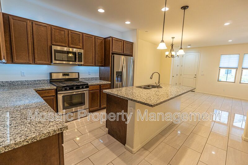 Photo - 2477 W Market Pl.