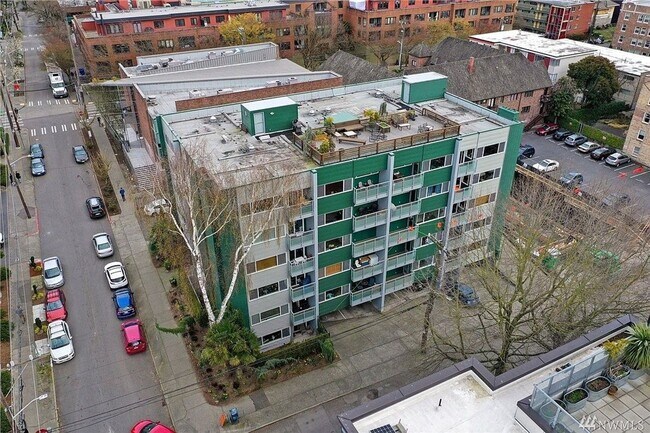 Photo - One month off rent if signed before Februa... Unidad 405