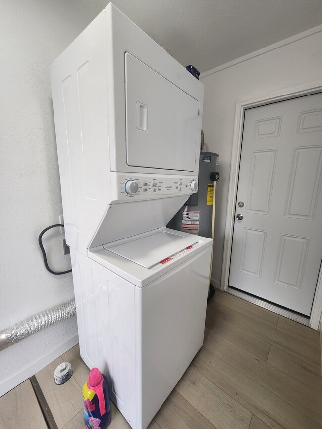 Photo - Rupert Fourplex Unit 1