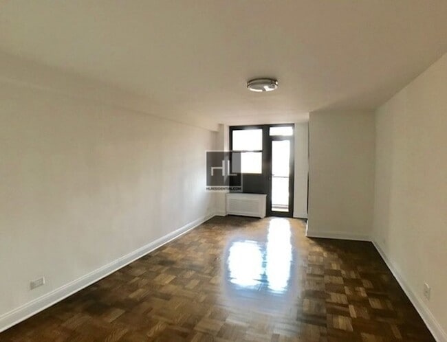 Building Photo - EAST 35 STREET Rental