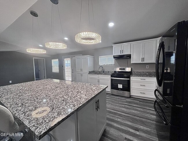 Photo - 14741 Bocalusa Ave