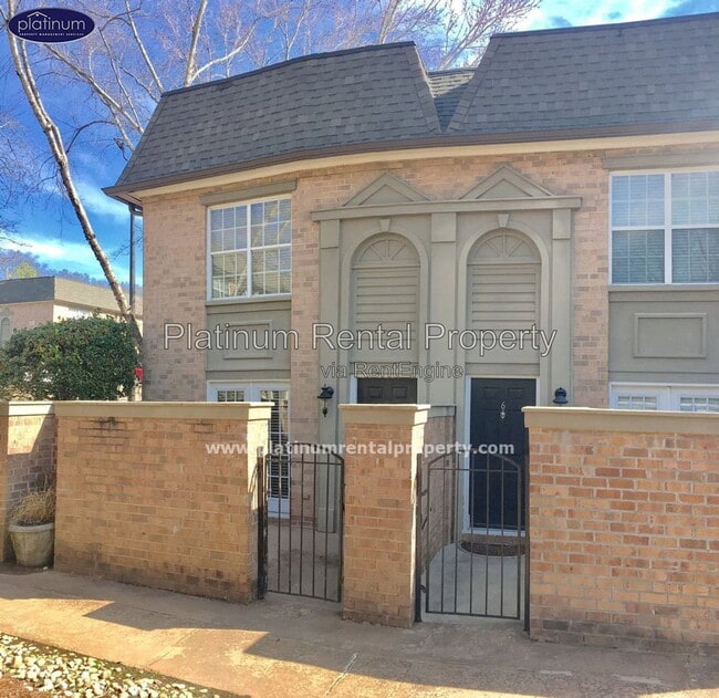 Photo - 6980 Roswell Rd NE