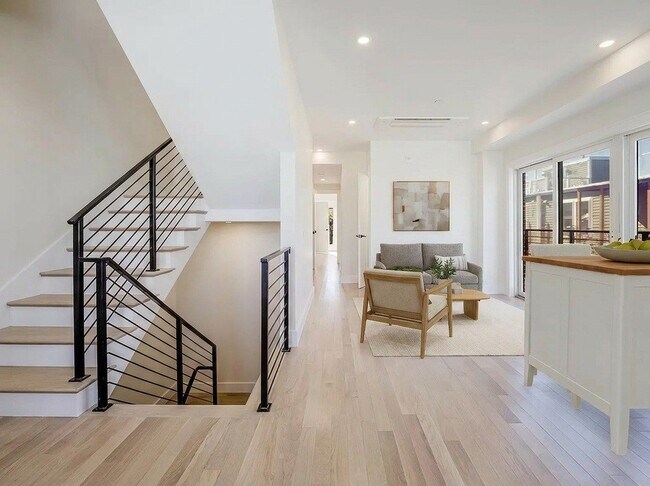 Photo - 59 Gove St Unit 4