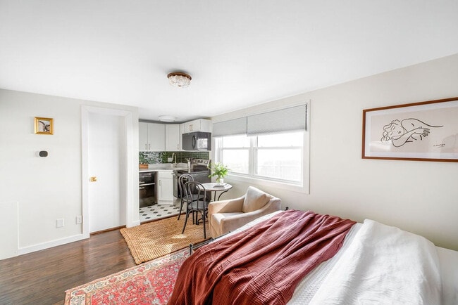 Photo - 200 S Henry St Unidad SI ID1468339P