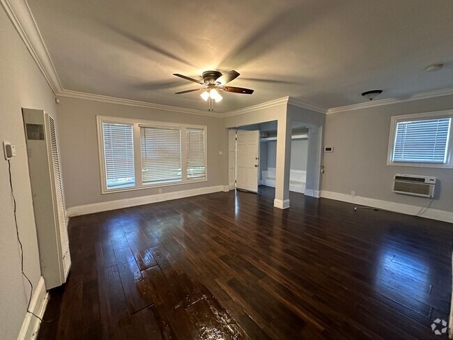 Building Photo - 1162 St Andrews Pl Unit 1162 Saint Andrews Place. Rental