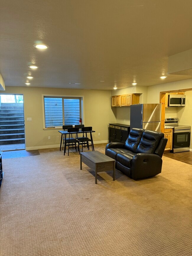 Photo - 1213 St Joseph St