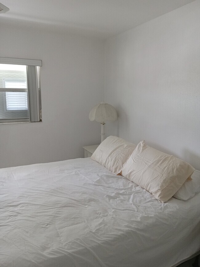 209 Waterford I Unit 209 Waterford I  King's Point