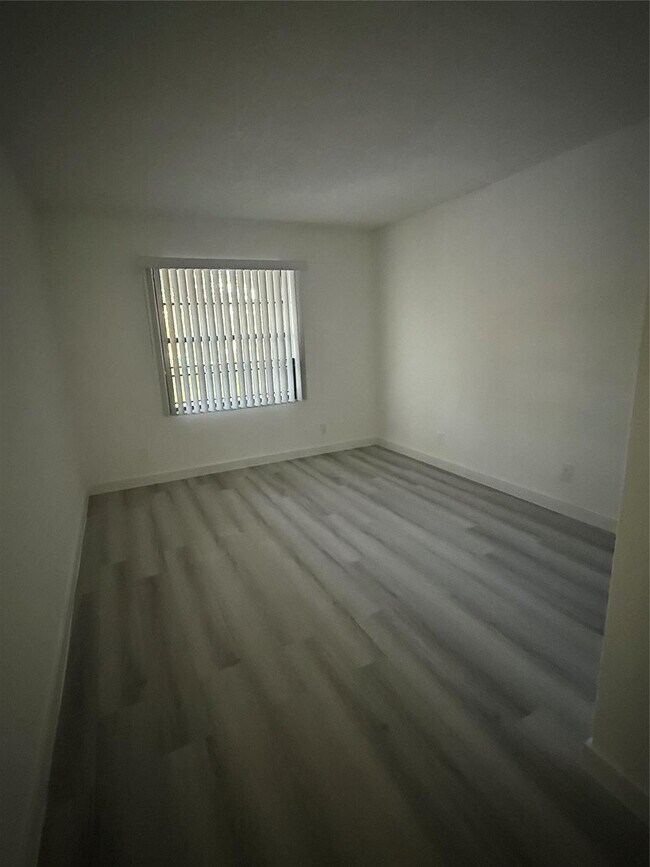 Photo - 3037 NW 92nd Ave