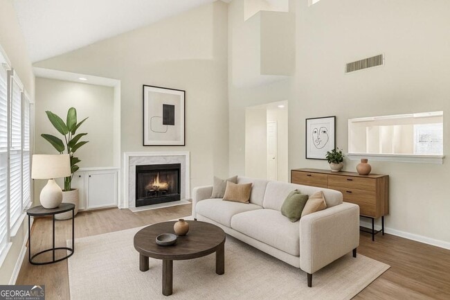 Photo - 106 Ivy Green Ln SE