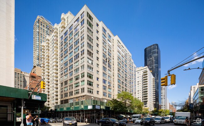 Photo - 250 E 65th St