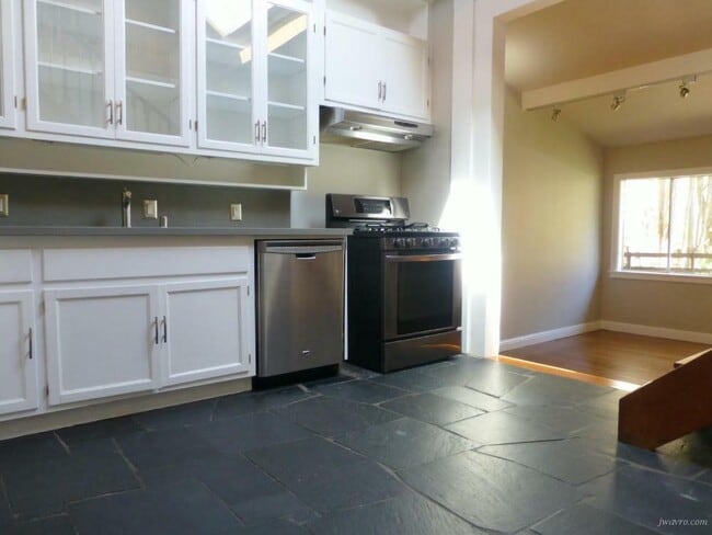 Photo - 3 Winfield St