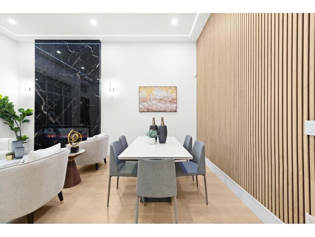 Photo - 16935-1690A 0A Ave