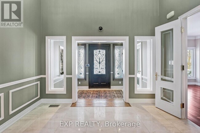 Photo - 598 Lyman Blvd