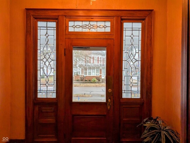 Photo - 1104 Franklin St