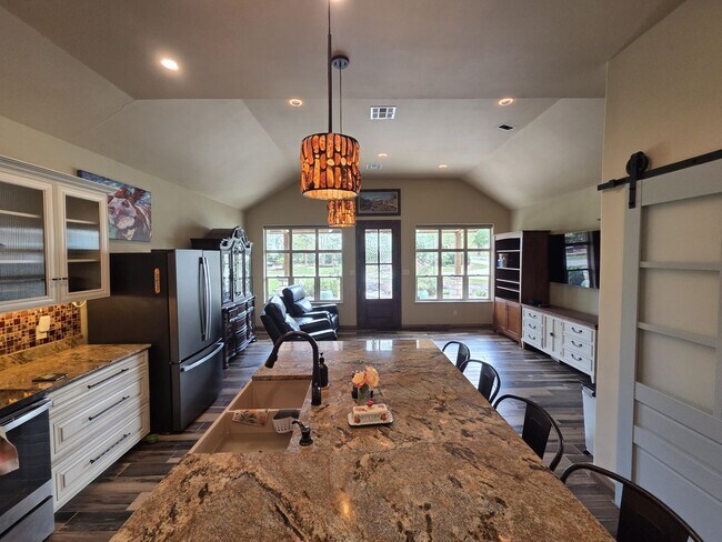 Photo - 2403 Bottoms East Rd Unit B