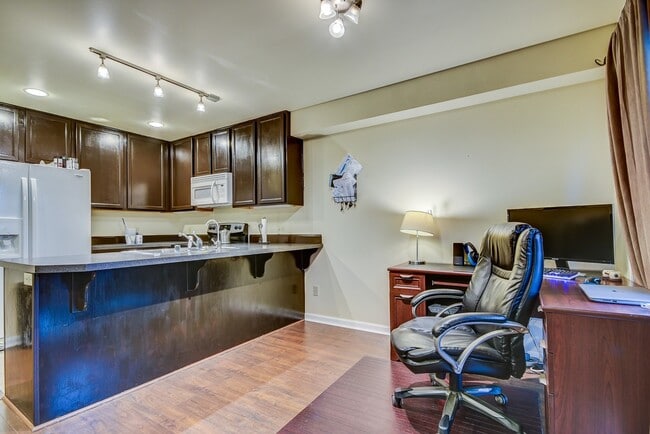 Photo - Spacious 2 Bedroom, 2.5 Bathroom Townhome ...