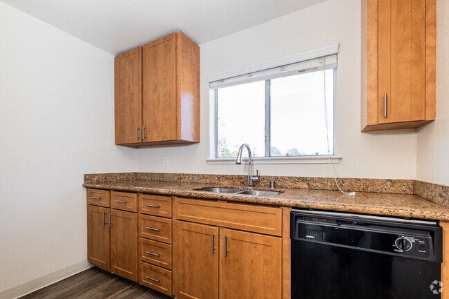 2BR, 2BA - 1,003SF kitchen