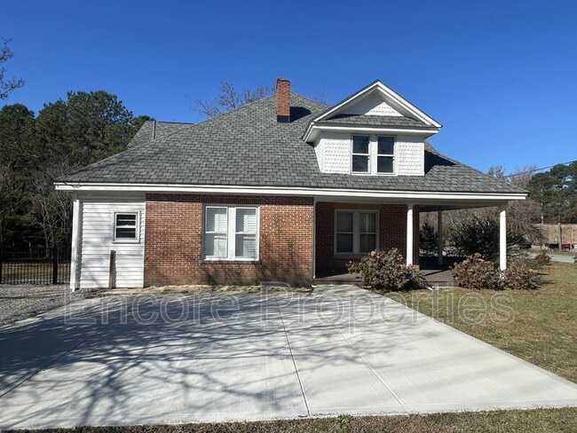 Photo - 610 Parks St