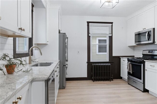 Photo - 44 Holburn Ave