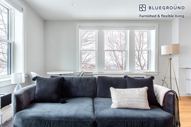 Photo - 123 Highland Ave Unidad FL4-ID338