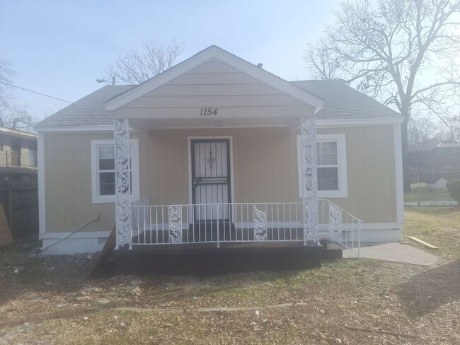 Building Photo - 1154 Springdale St Rental