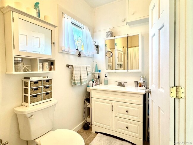 Photo - 42 Browns River Rd Unit A