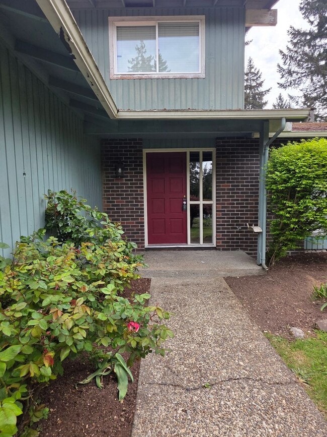 Photo - 4 Bedroom Home in Silverdale's Spirit Ridge Neighborhood