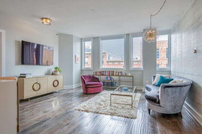Photo - 715 Grand St Unidad 3C