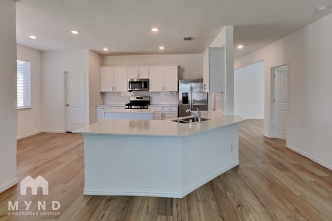 Photo - 2528 Eden Crk Dr