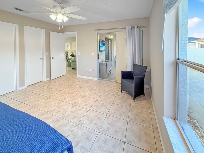 Photo - 408 Duarte Ln