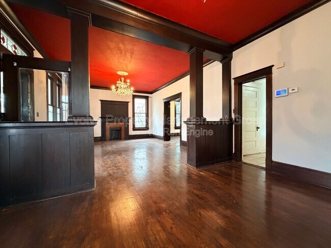 Photo - 1283 Harbert Ave