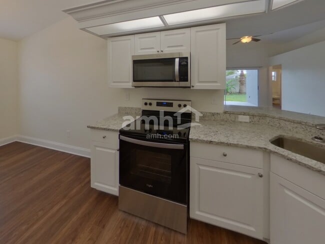 Photo - 1419 Wakefield Dr