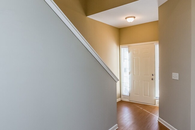 Photo - 474 Highland Falls Dr