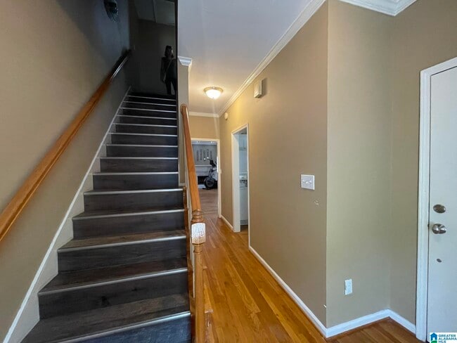 Photo - 1727 Ashwood Dr